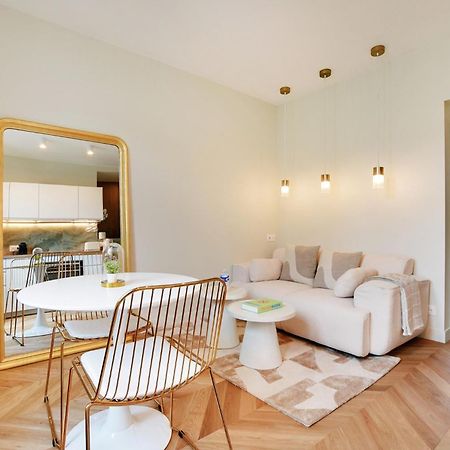 Suite Deluxe 1 By Les Maisons De Charloc Homes Boulogne-Billancourt Bagian luar foto