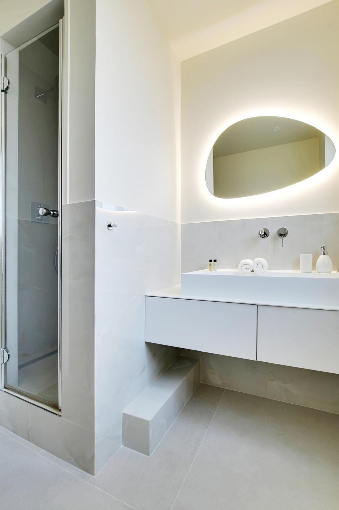 Suite Deluxe 1 By Les Maisons De Charloc Homes Boulogne-Billancourt Bagian luar foto