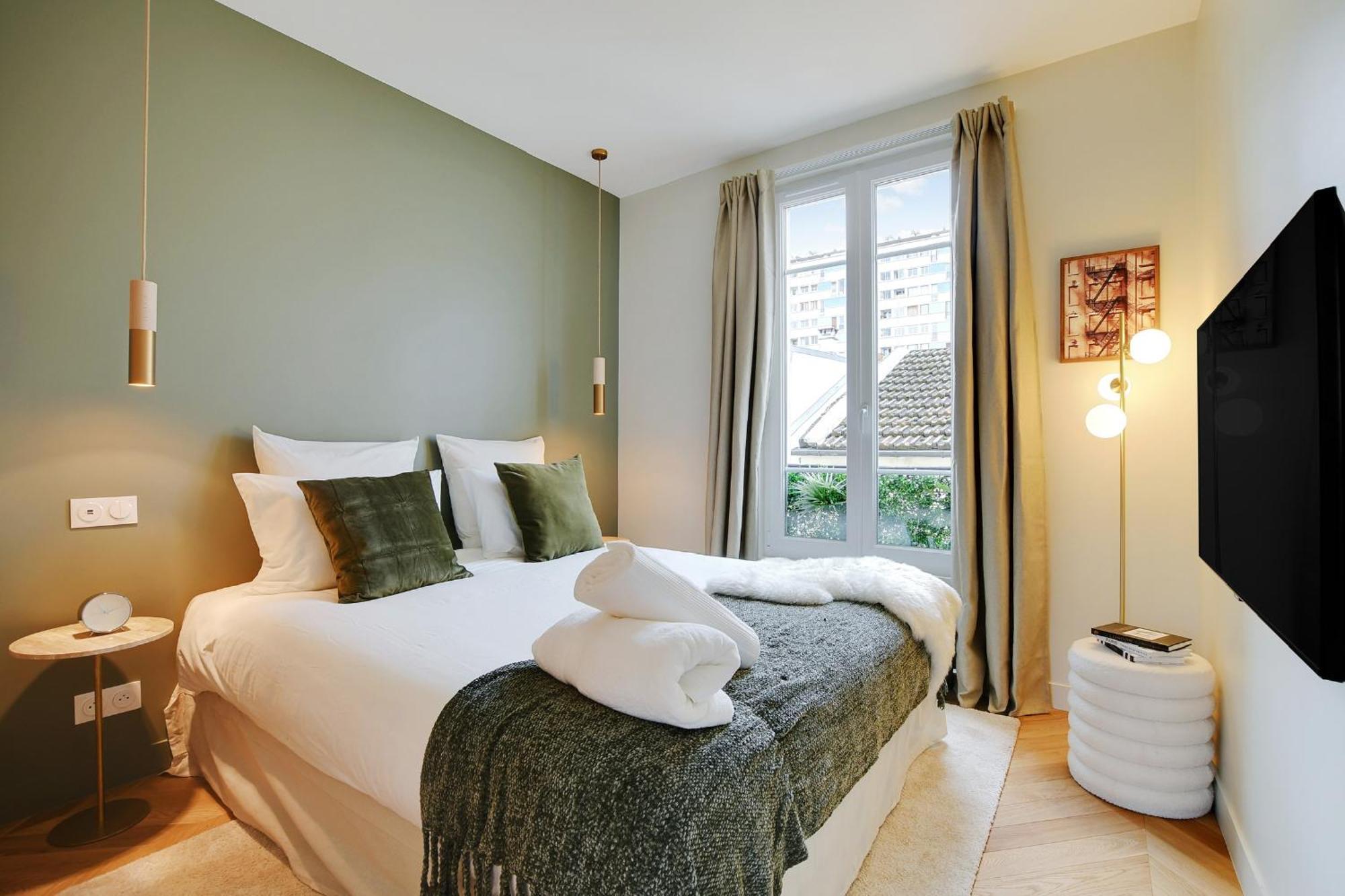 Suite Deluxe 1 By Les Maisons De Charloc Homes Boulogne-Billancourt Bagian luar foto